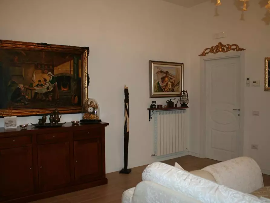 Immagine 1 di Appartamento in vendita  a Chioggia