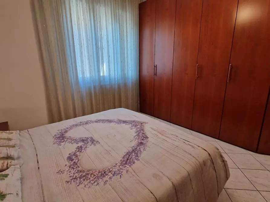 Immagine 1 di Appartamento in vendita  in via nenni a Chioggia