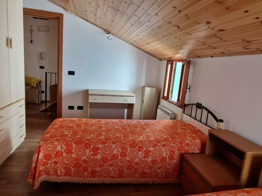 Immagine 2 di Casa indipendente in vendita  in RIONE S.GIACOMO a Chioggia