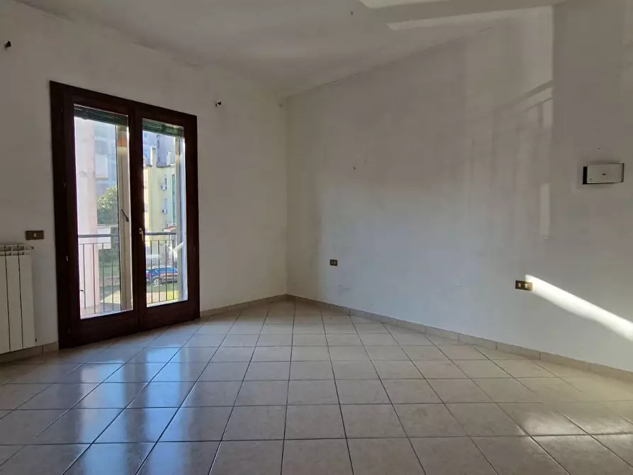 Immagine 8 di Appartamento in vendita  a Chioggia