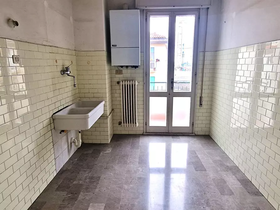 Immagine 1 di Appartamento in vendita  in VIA DON EUGENIO BELLEMO a Chioggia