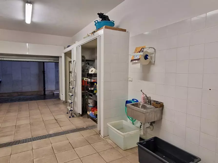 Immagine 6 di Magazzino in vendita  in RIONE SAN GIACOMO a Chioggia
