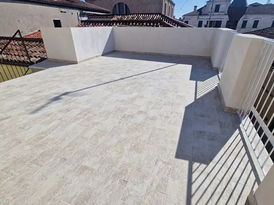 Immagine 9 di Appartamento in vendita  a Chioggia