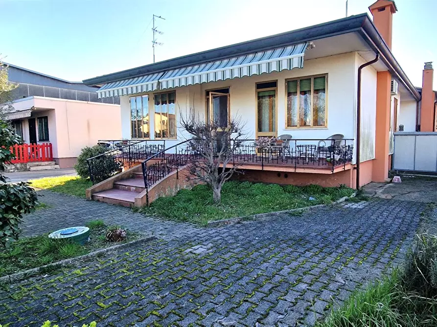 Immagine 3 di Casa indipendente in vendita  in SS Romea 177 a Chioggia