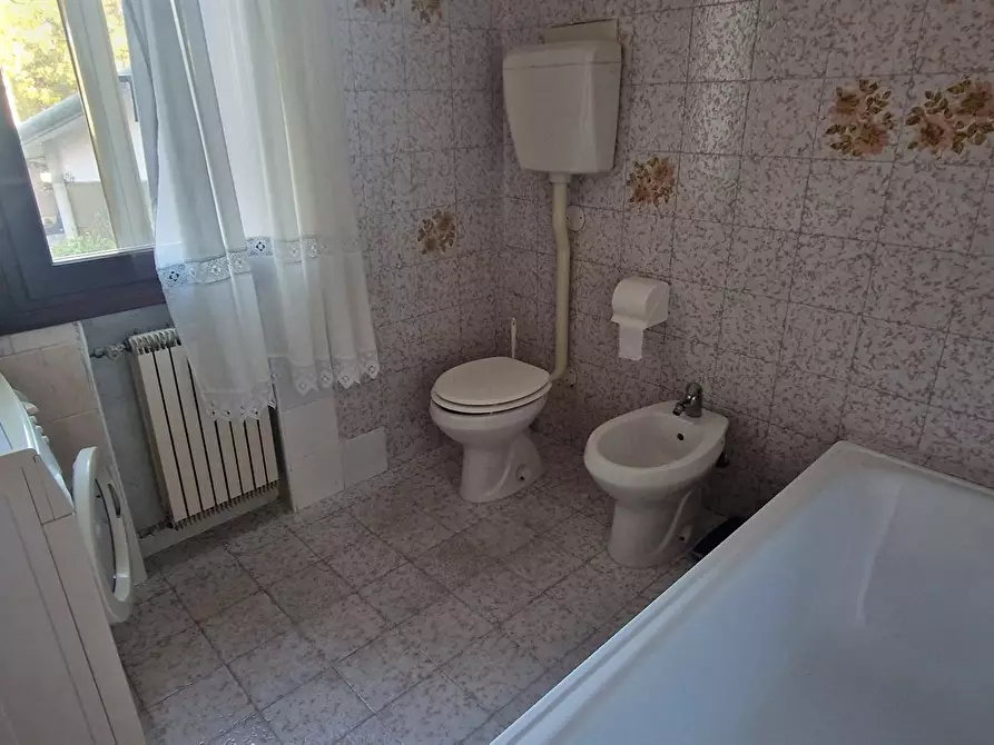 Immagine 7 di Appartamento in vendita  in VIA REBOSOLA 745 a Chioggia