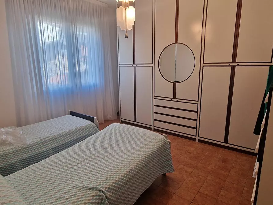 Immagine 3 di Appartamento in vendita  in VIA REBOSOLA 745 a Chioggia