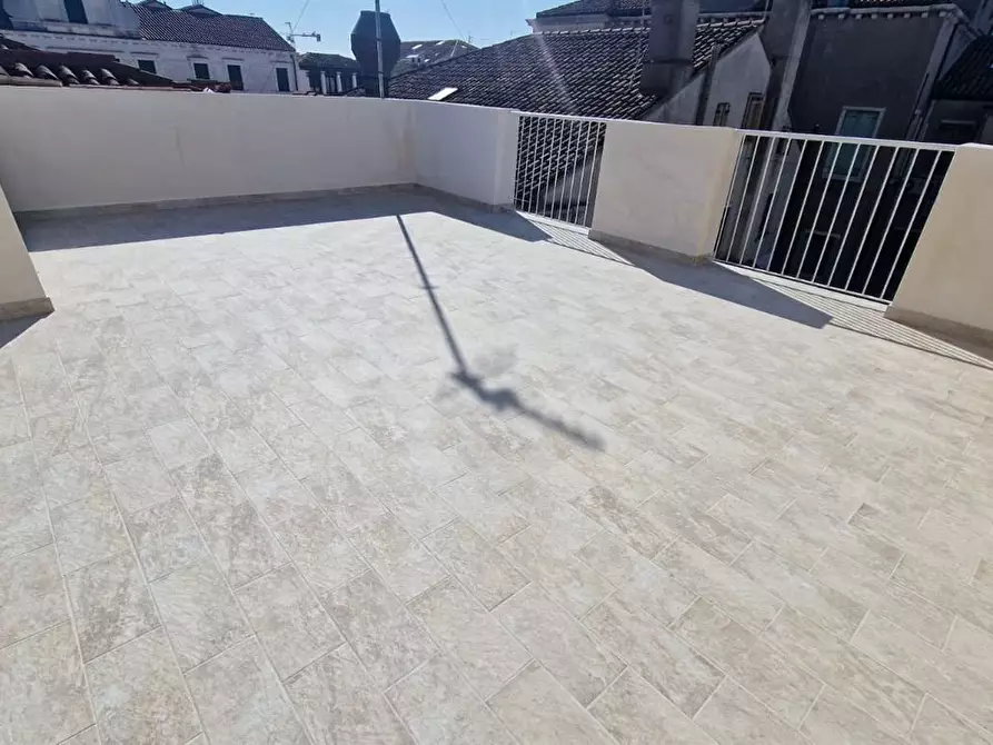 Immagine 2 di Appartamento in vendita  a Chioggia