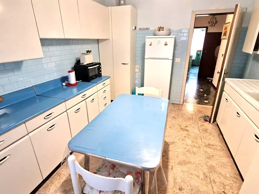 Immagine 6 di Appartamento in vendita  in CORSO DEL POPOLO a Chioggia
