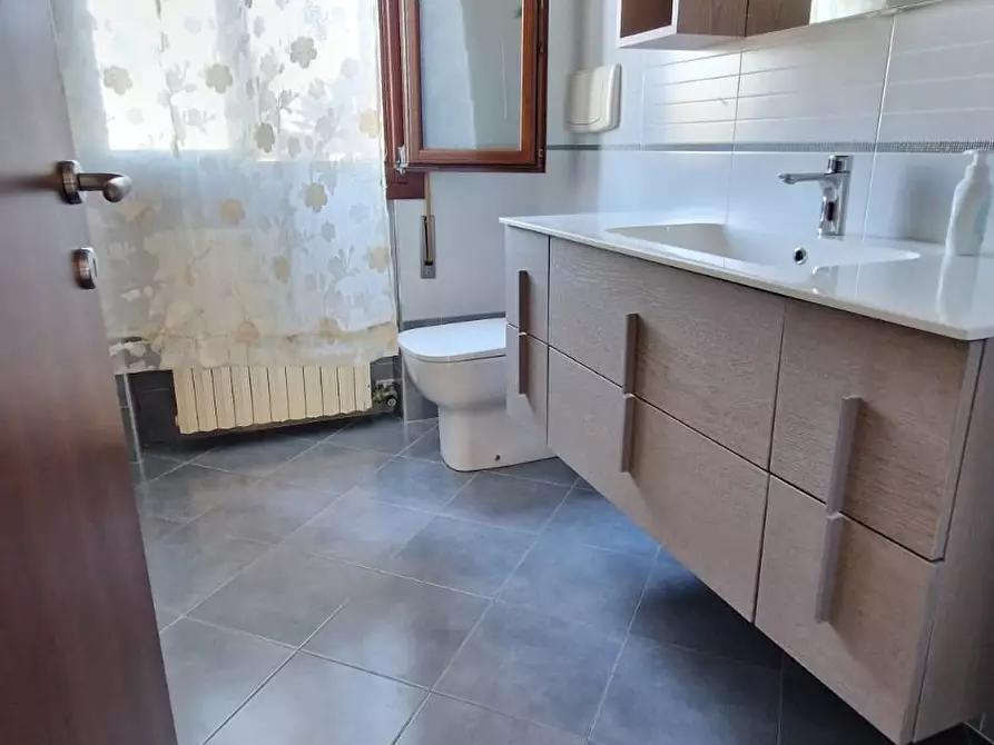 Immagine 3 di Casa semindipendente in vendita  a Chioggia