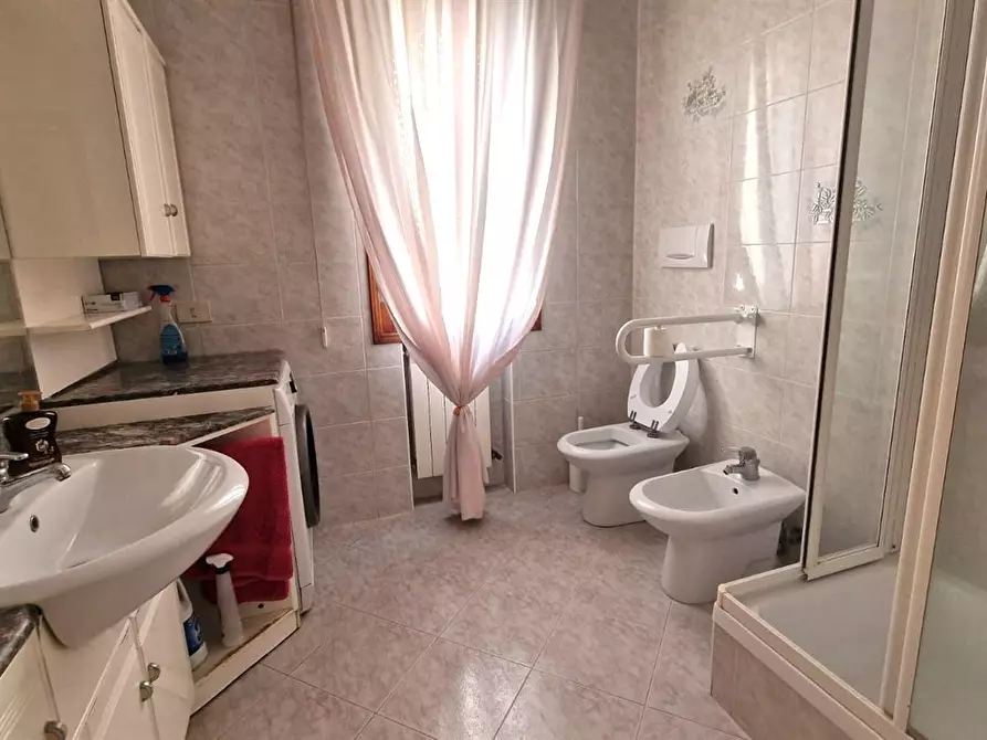Immagine 8 di Appartamento in vendita  in via saloni a Chioggia