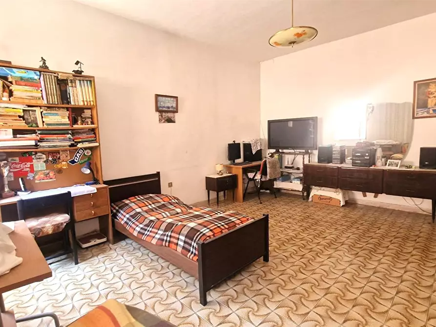 Immagine 1 di Appartamento in vendita  in rione Sgiacomo a Chioggia