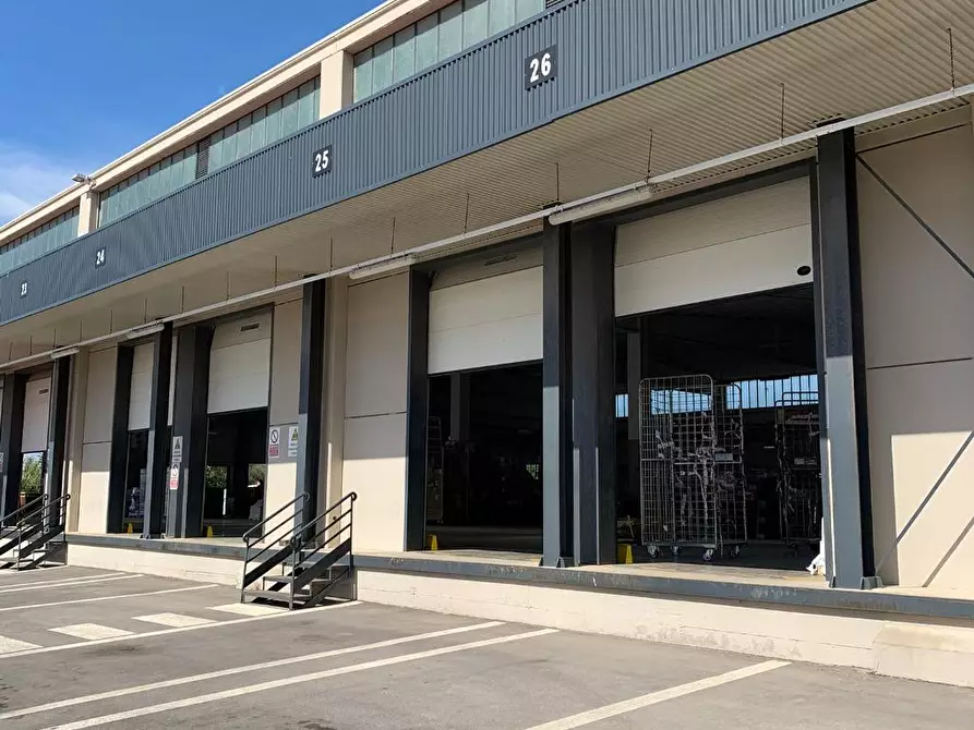 Immagine 2 di Capannone industriale in vendita  in Via Don Milani a Carini