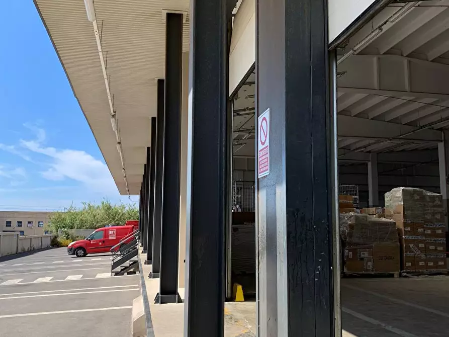 Immagine 4 di Capannone industriale in vendita  in Via Don Milani a Carini