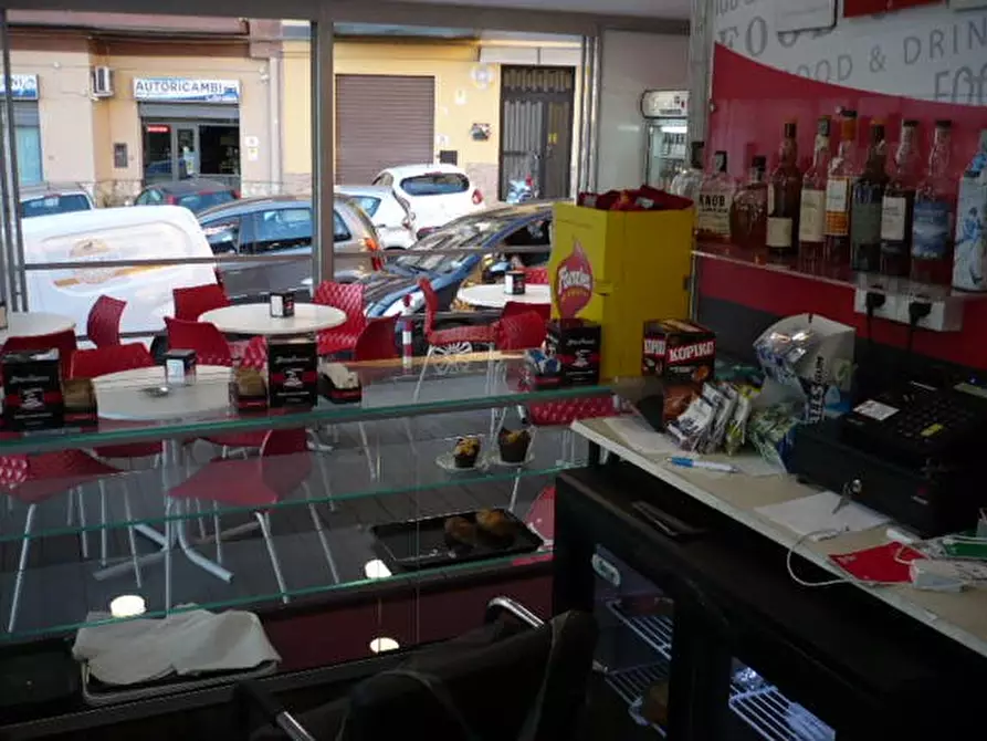 Immagine 4 di Attività commerciale in affitto  in Piazza Generale Carlo Alberto Dalla Chiesa a Termini Imerese