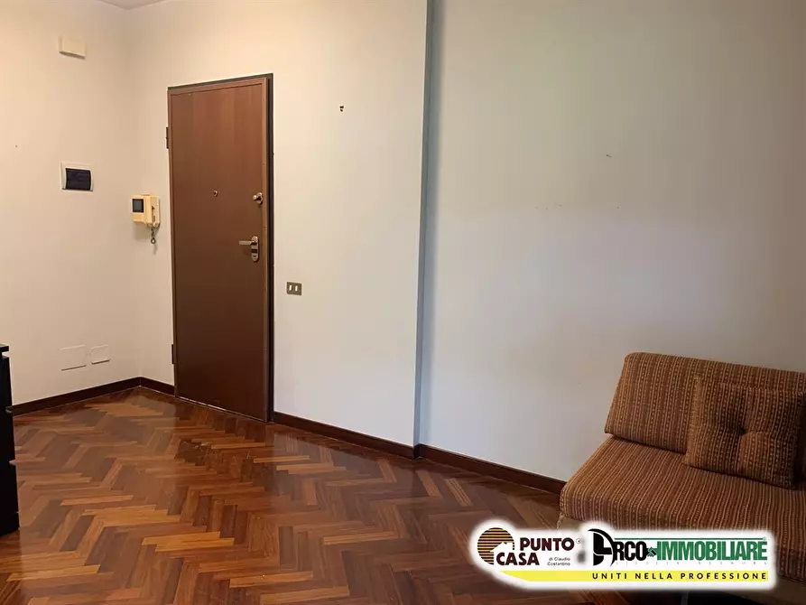 Immagine 1 di Ufficio in affitto  in Via Francesco Lo Jacono 91 a Palermo
