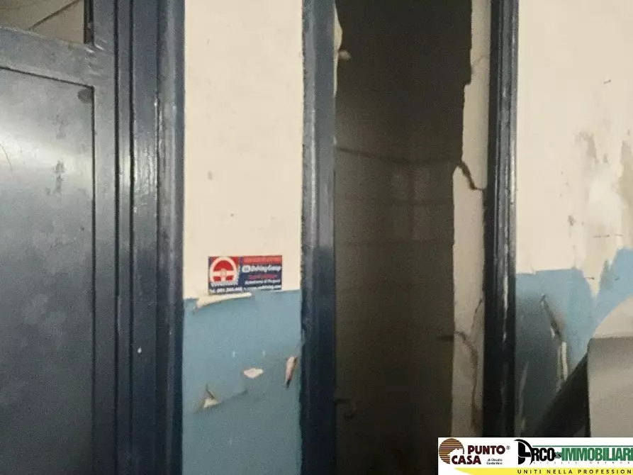 Immagine 3 di Locale commerciale in vendita  in Via Vincenzo  Di Marco a Palermo