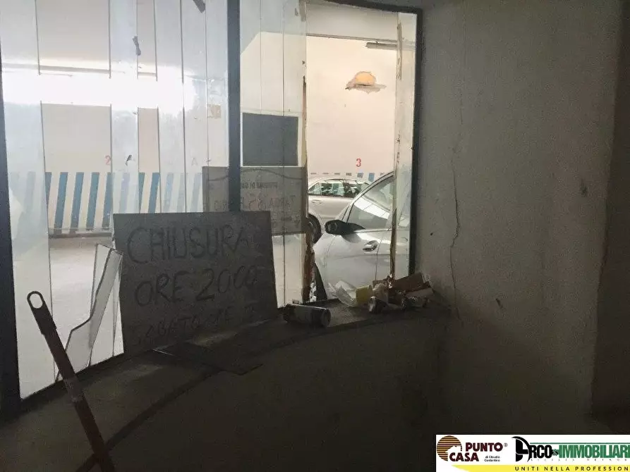 Immagine 7 di Locale commerciale in vendita  in Via Vincenzo  Di Marco a Palermo