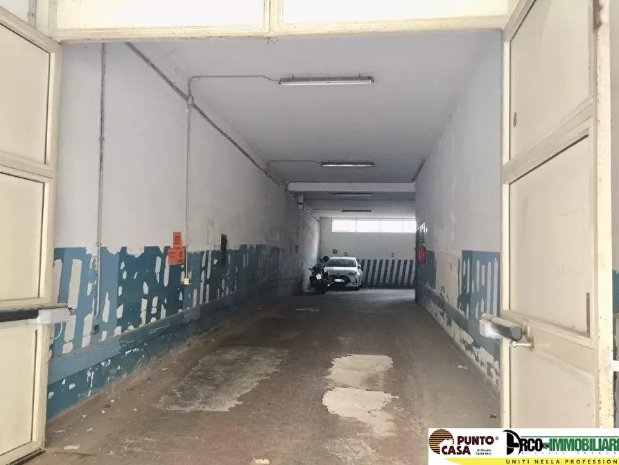 Immagine 6 di Locale commerciale in vendita  in Via Vincenzo  Di Marco a Palermo