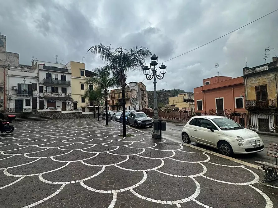 Immagine 8 di Negozio in affitto  in Piazza Calogero Troia a Capaci