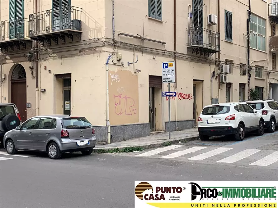 Immagine 7 di Negozio in vendita  in Via Giacomo Cusmano 22 a Palermo