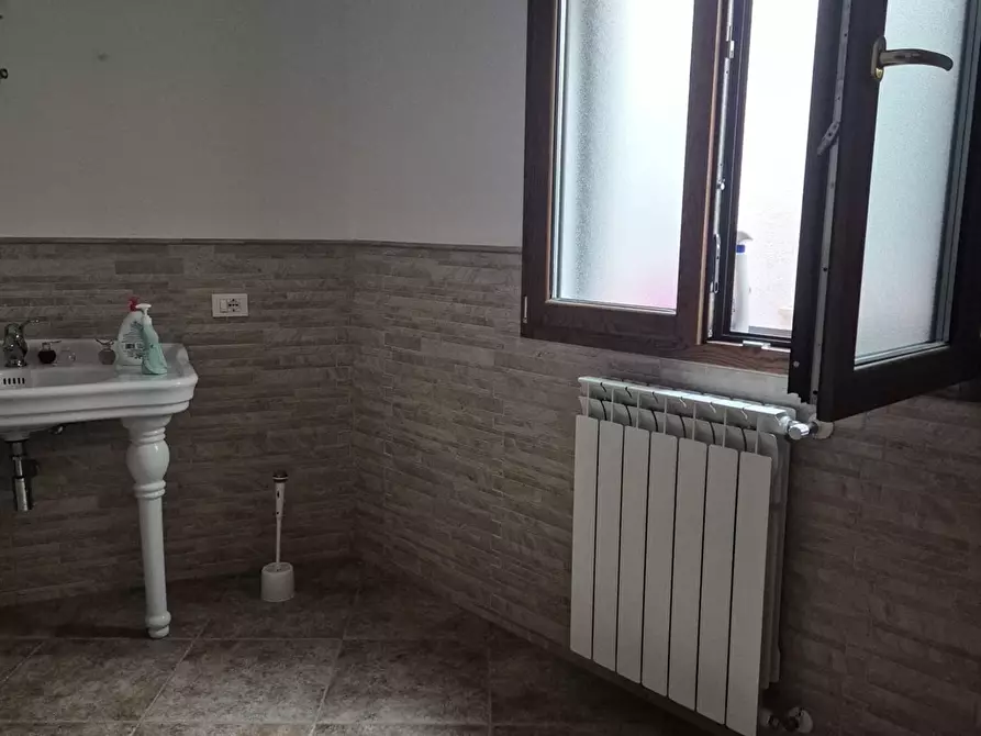 Immagine 3 di Villa in vendita  in via mango a Palermo