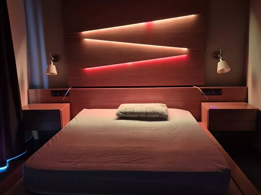 Immagine 9 di Appartamento in vendita  in Via Sampolo a Palermo