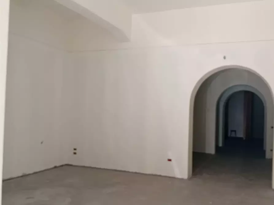 Immagine 1 di Negozio in vendita  in Largo San Lorenzo a Palermo