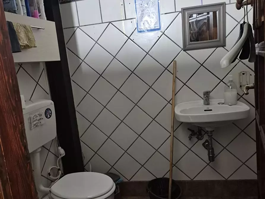 Immagine 7 di Negozio in vendita  in Piazza Guglielmo II a Monreale