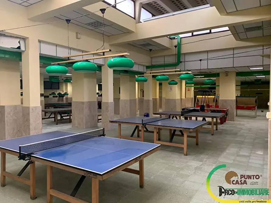 Immagine 7 di Magazzino in vendita  in Via Notarbartolo 2H a Palermo