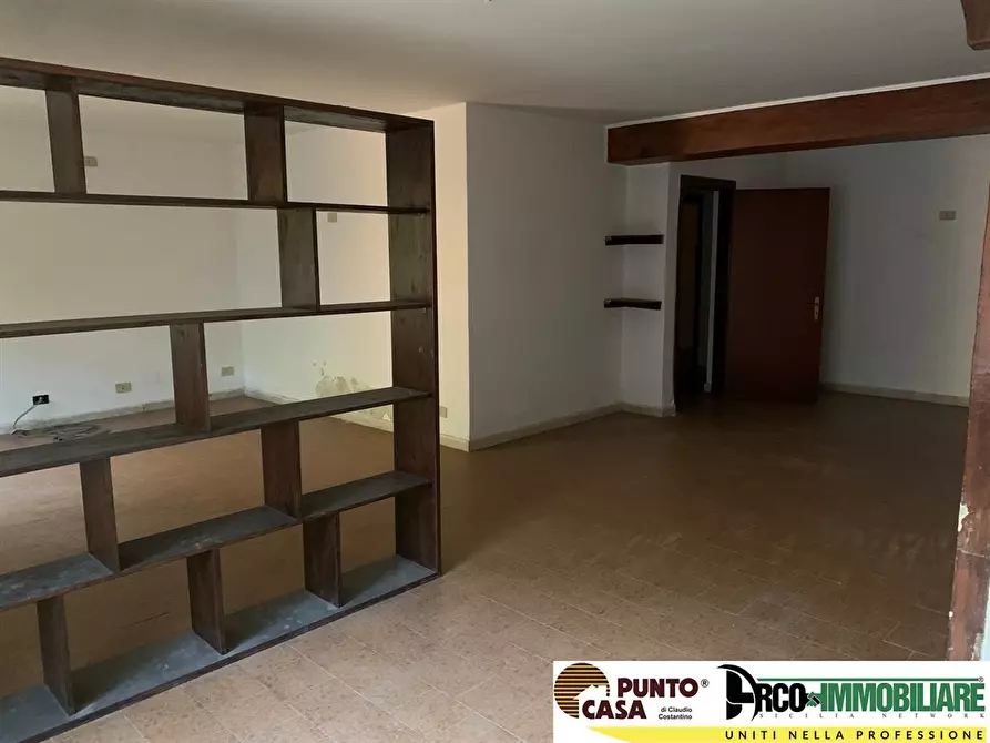 Immagine 1 di Ufficio in vendita  in Corso Calatafimi 981 a Palermo