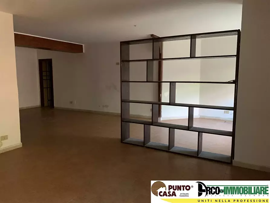 Immagine 3 di Ufficio in vendita  in Corso Calatafimi 981 a Palermo