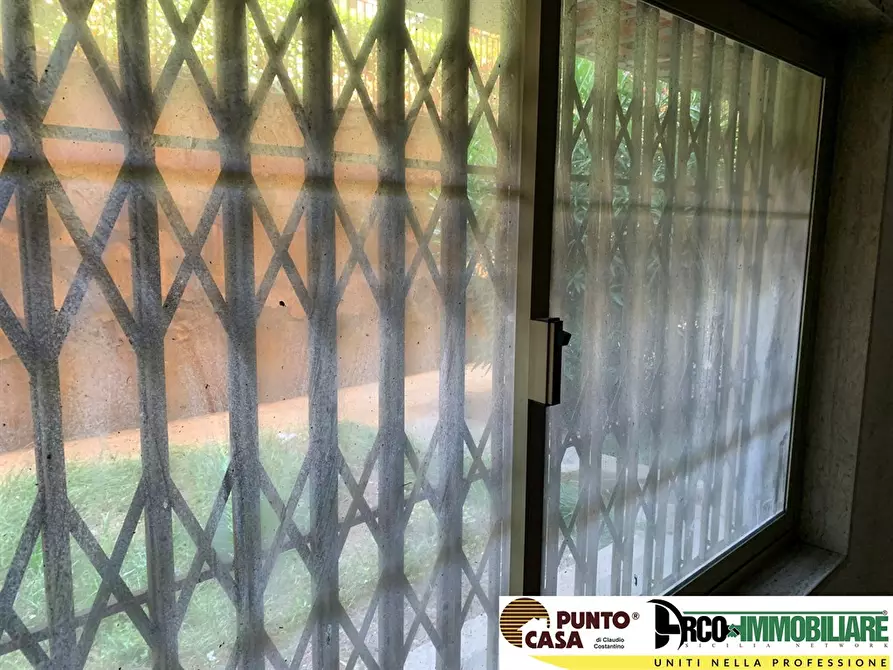 Immagine 2 di Ufficio in vendita  in Corso Calatafimi 981 a Palermo