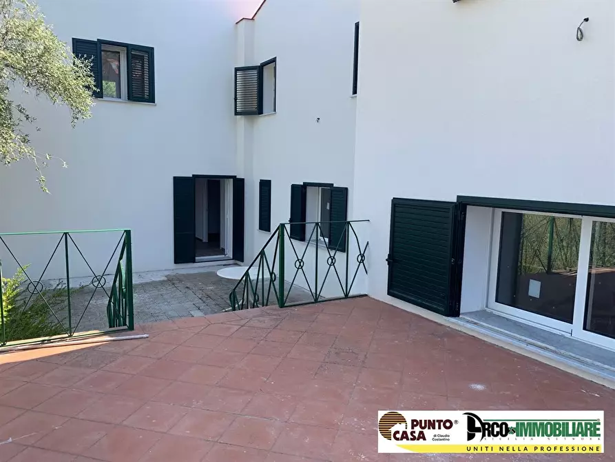 Immagine 7 di Villa in vendita  in Via Roccazzo a Cefalù