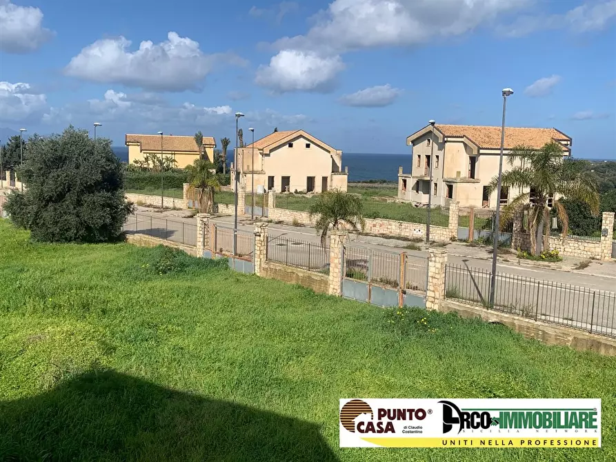 Immagine 6 di Casa bifamiliare in vendita  in Via Seneca a Terrasini