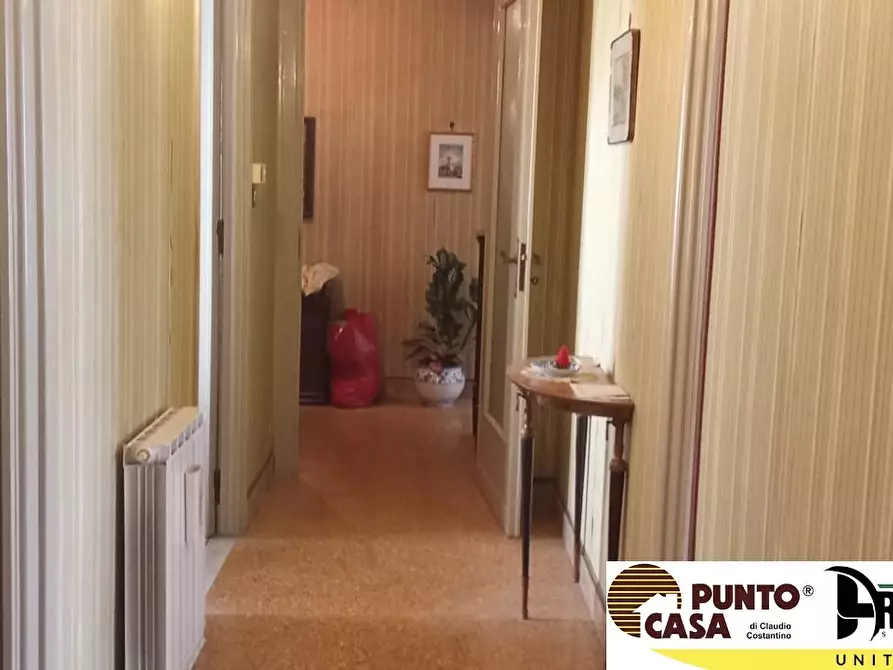 Immagine 3 di Appartamento in vendita  in Via Malaspina a Palermo