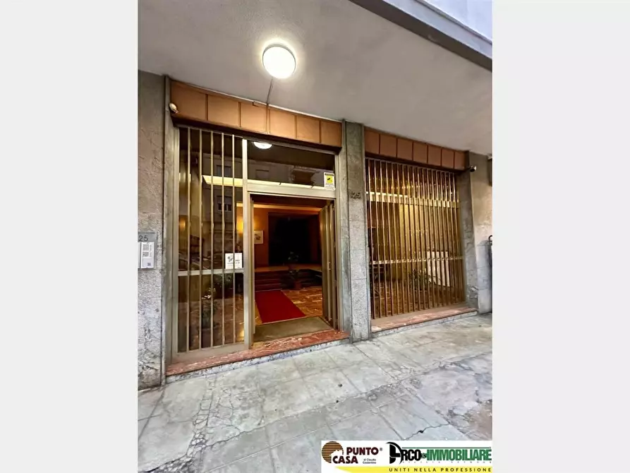 Immagine 5 di Appartamento in vendita  in Via Francesco Lo Jacono a Palermo