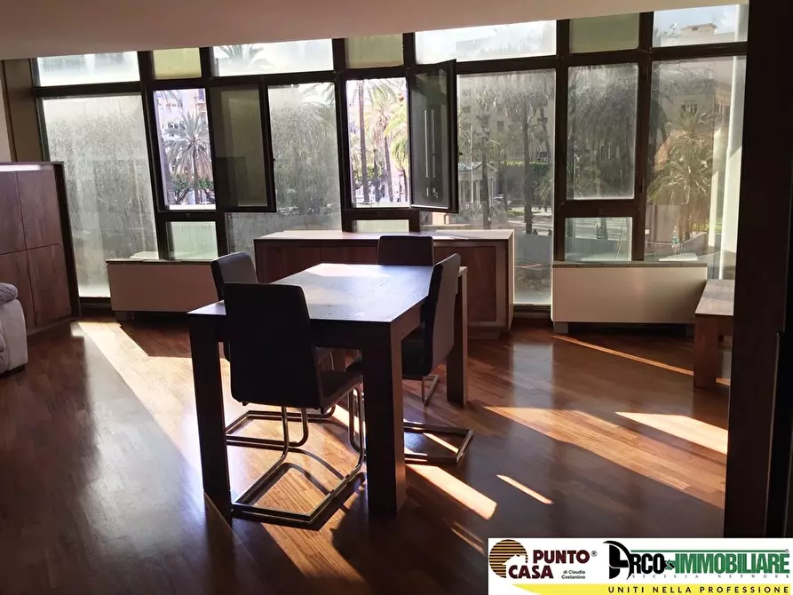 Immagine 3 di Appartamento in affitto  in Piazza Castelnuovo a Palermo