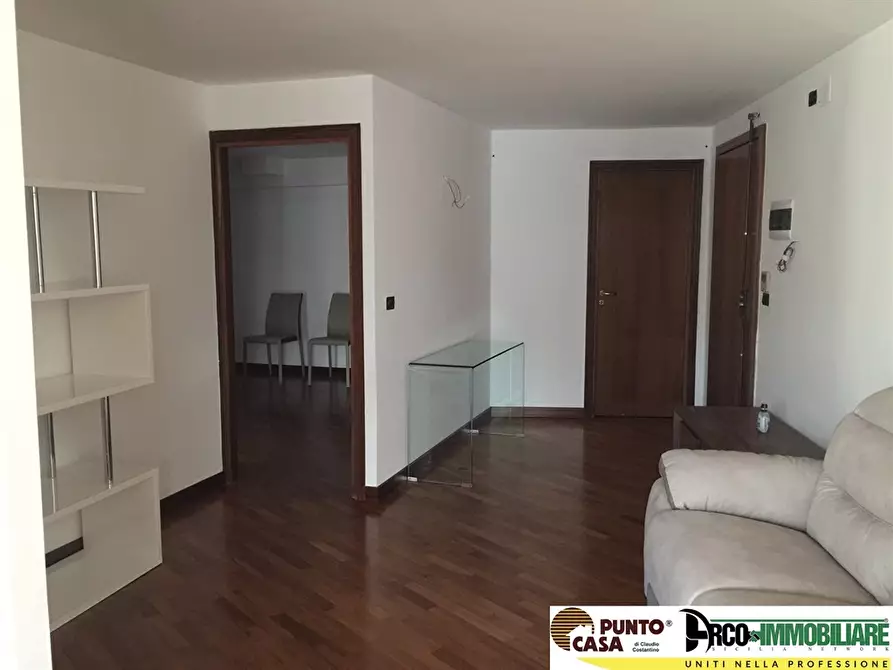 Immagine 8 di Appartamento in affitto  in Piazza Castelnuovo a Palermo