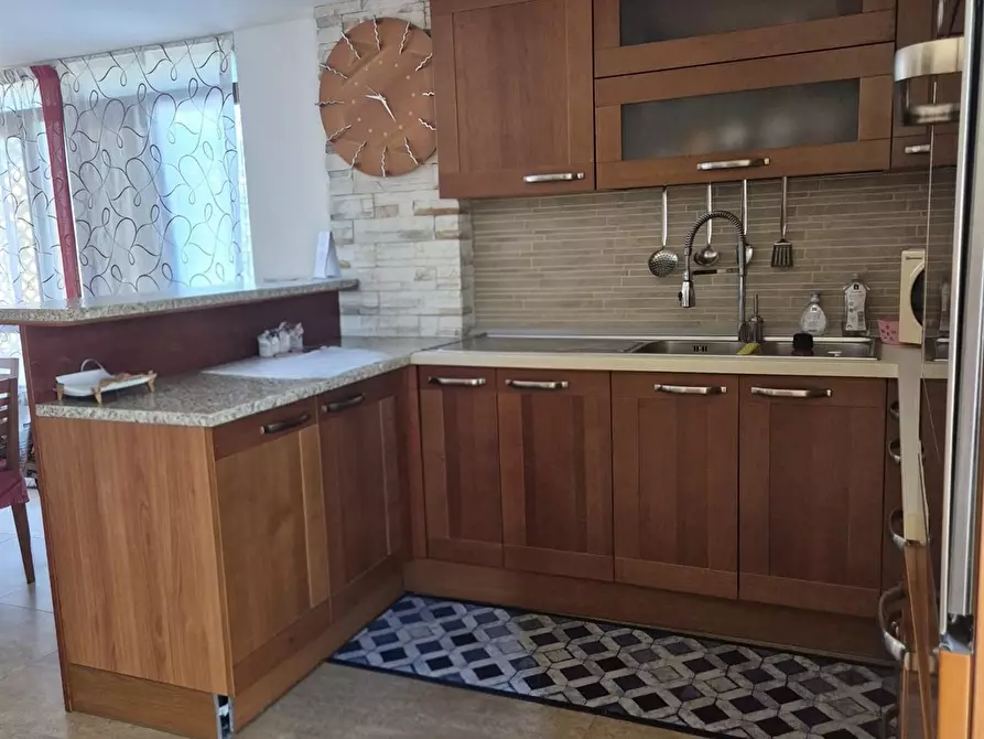 Immagine 3 di Appartamento in vendita  in via Giuseppe Leggio a Palermo