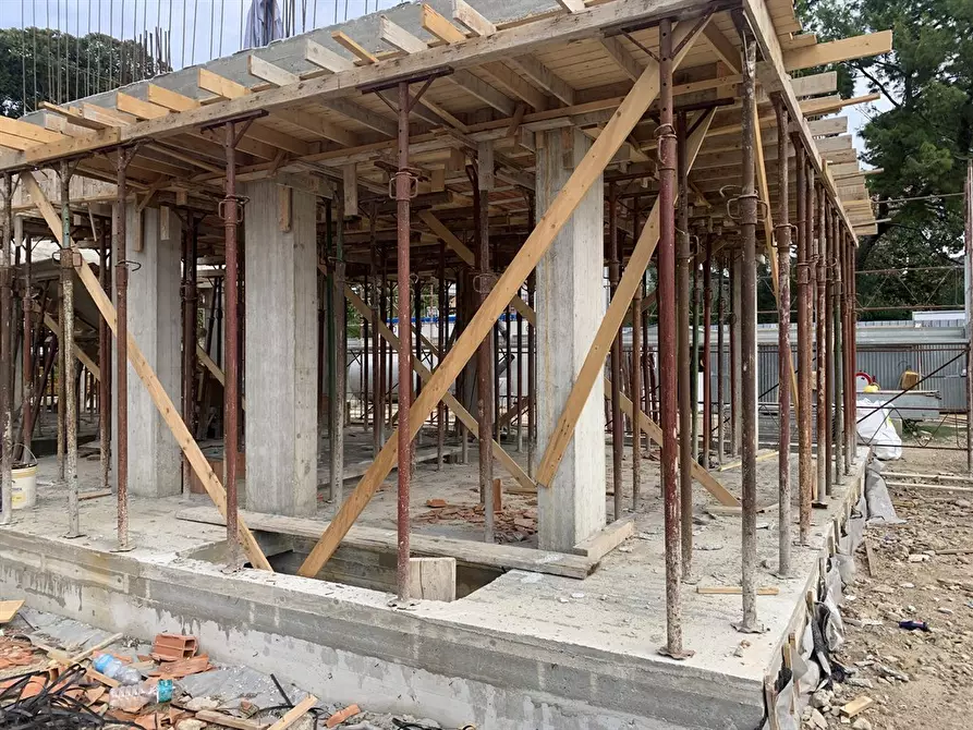 Immagine 8 di Villa in vendita  in Mondello Valdesi a Palermo