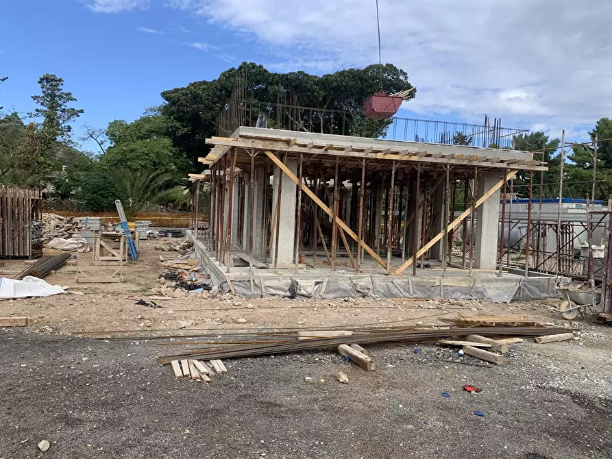 Immagine 3 di Villa in vendita  in Mondello Valdesi a Palermo