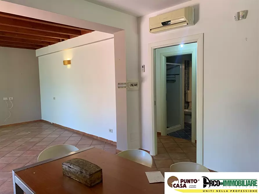 Immagine 9 di Villa in vendita  in Via Piani 7 3 a Trabia