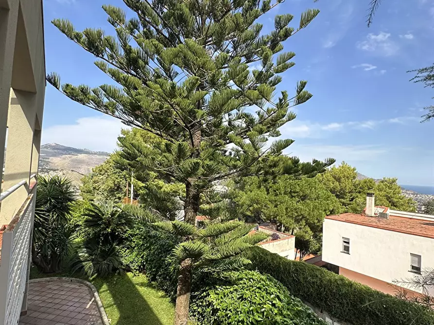 Immagine 4 di Villa in vendita  in via poggio ridente a Palermo