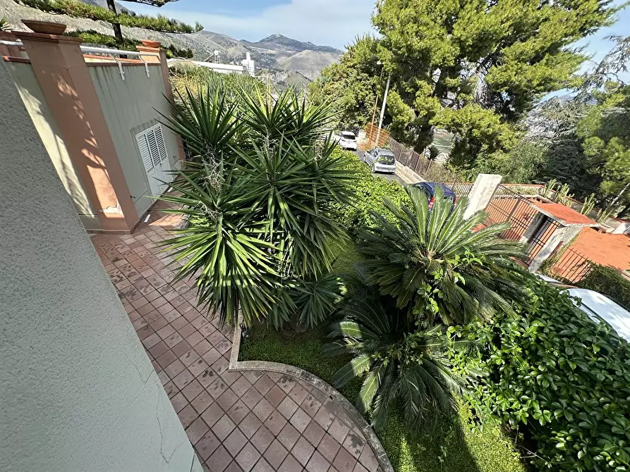 Immagine 8 di Villa in vendita  in via poggio ridente a Palermo