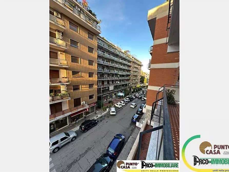 Immagine 9 di Appartamento in vendita  in Via Francesco Lo Jacono a Palermo