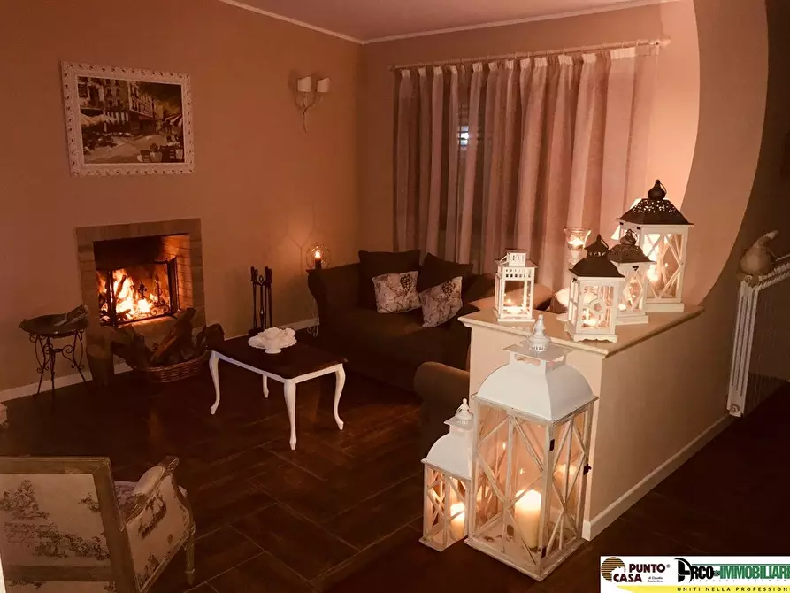 Immagine 9 di Villa in vendita  in Via Paolo Borsellino a Cinisi