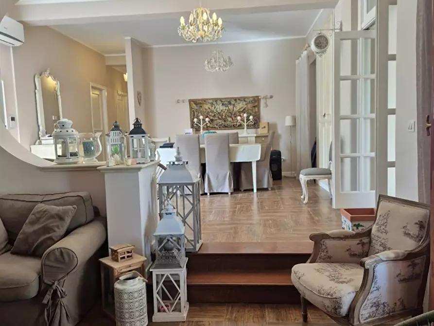 Immagine 4 di Villa in vendita  in Via Paolo Borsellino a Cinisi