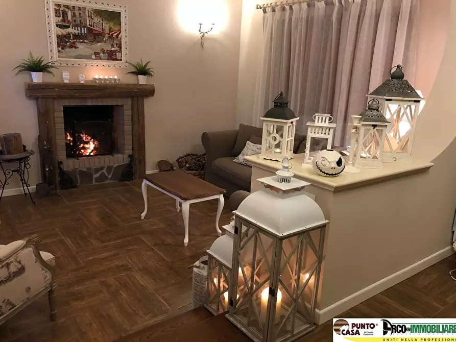 Immagine 7 di Villa in vendita  in Via Paolo Borsellino a Cinisi