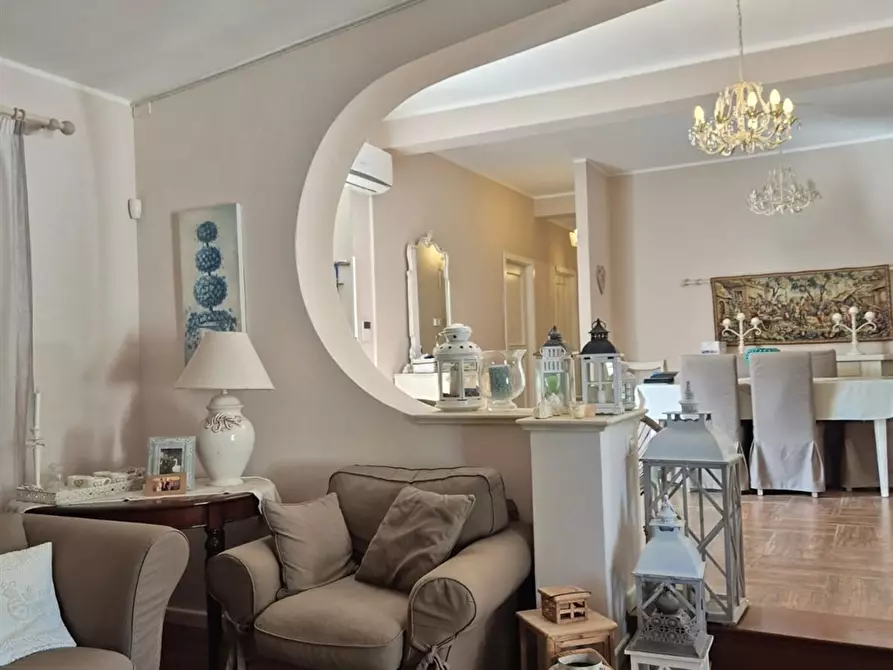 Immagine 5 di Villa in vendita  in Via Paolo Borsellino a Cinisi