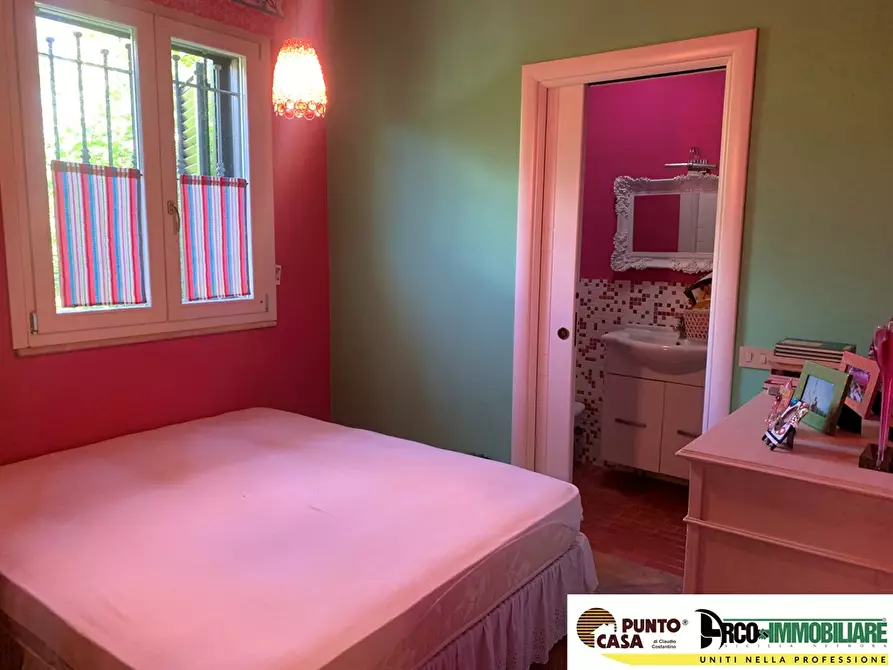 Immagine 4 di Villa in vendita  in Via Piani 7 11 a Trabia